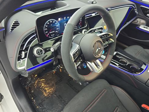 New 2026 Mercedes-Benz E 53 AMG e 4MATIC Sedan image 16