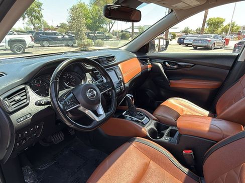 Used 2018 Nissan Rogue SL w/ Premium Package AWD/4WD image 20