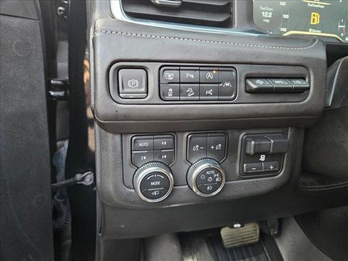 Used 2023 GMC Yukon Denali Ultimate w/ LPO, Floor Liner Package AWD/4WD image 28
