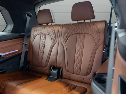 Used 2024 BMW X7 M60i w/ Executive Package AWD/4WD image 59