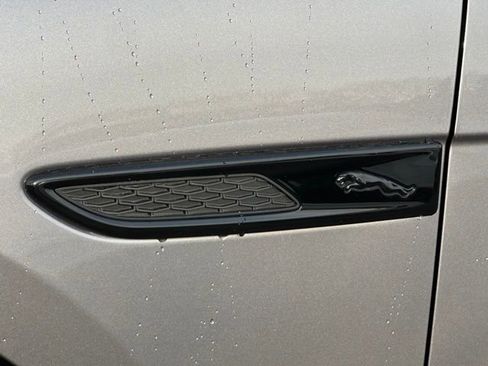 Used 2022 Jaguar F-PACE S image 11