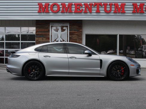 Used 2022 Porsche Panamera GTS AWD/4WD image 96