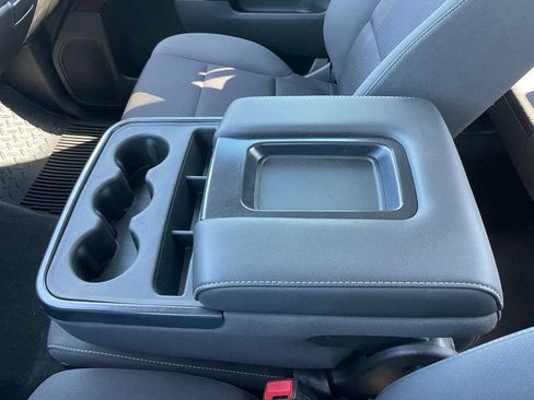 Used 2018 GMC Sierra 1500 SLE w/ SLE Value Package AWD/4WD image 36