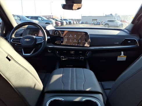 New 2026 Chevrolet Suburban High Country image 6