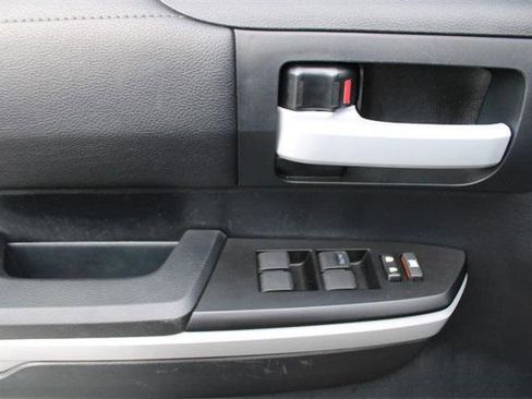 Certified 2019 Toyota Tundra SR5 image 15