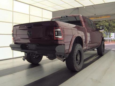Used 2022 RAM 2500 Limited w/ Night Edition AWD/4WD image 3