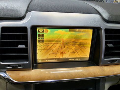 Used 2010 Lincoln MKZ FWD image 17
