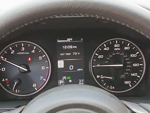 Certified 2025 Subaru Outback Limited AWD/4WD image 9