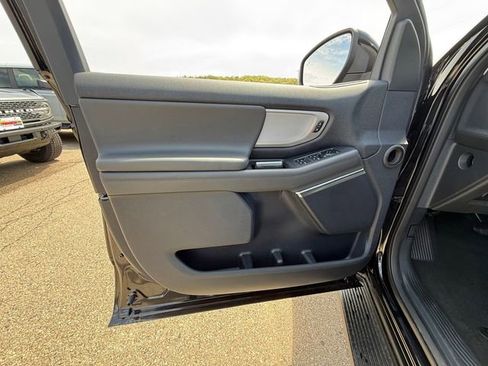 New 2026 Ford Expedition Active AWD/4WD image 13
