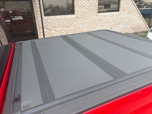 Used 2018 Chevrolet Silverado 1500 LT w/ All Star Edition image 13