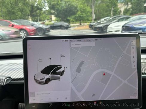 Used 2022 Tesla Model 3 Long Range AWD/4WD image 16