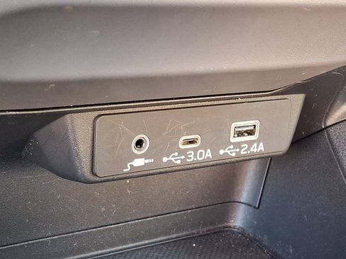 Certified 2024 Subaru Crosstrek 2.0i Premium image 25