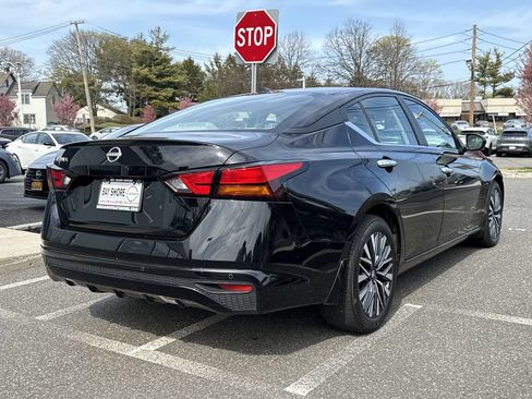 Certified 2025 Nissan Altima 2.5 SV FWD image 4