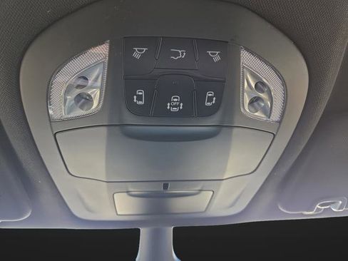 New 2026 Chrysler Pacifica Select w/ S Appearance Package image 23