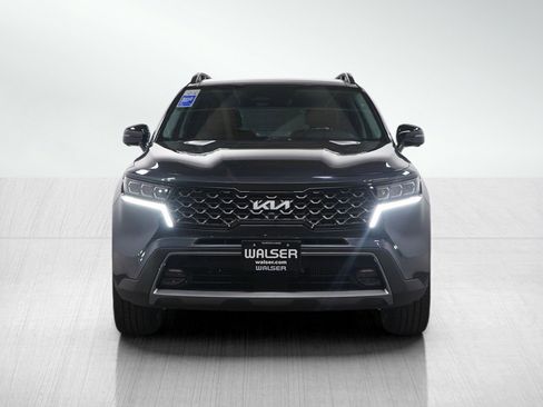 Used 2023 Kia Sorento SX Prestige image 8
