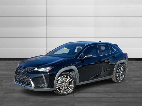 Used 2019 Lexus UX 200 image 1