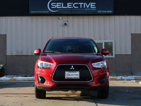 Used 2015 Mitsubishi Outlander Sport ES image 2