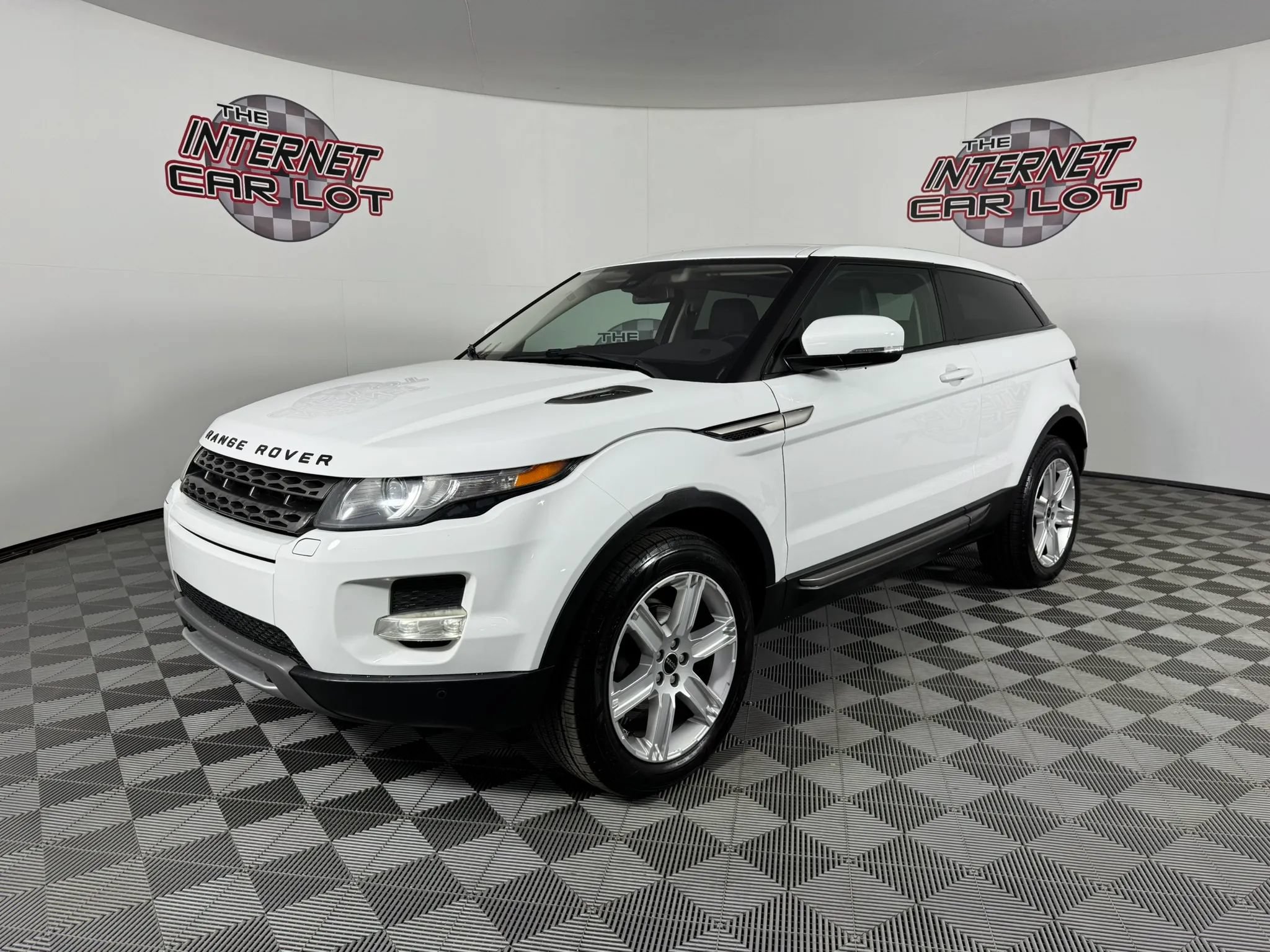 Used 2012 Land Rover Range Rover Evoque Pure Plus AWD/4WD image 3