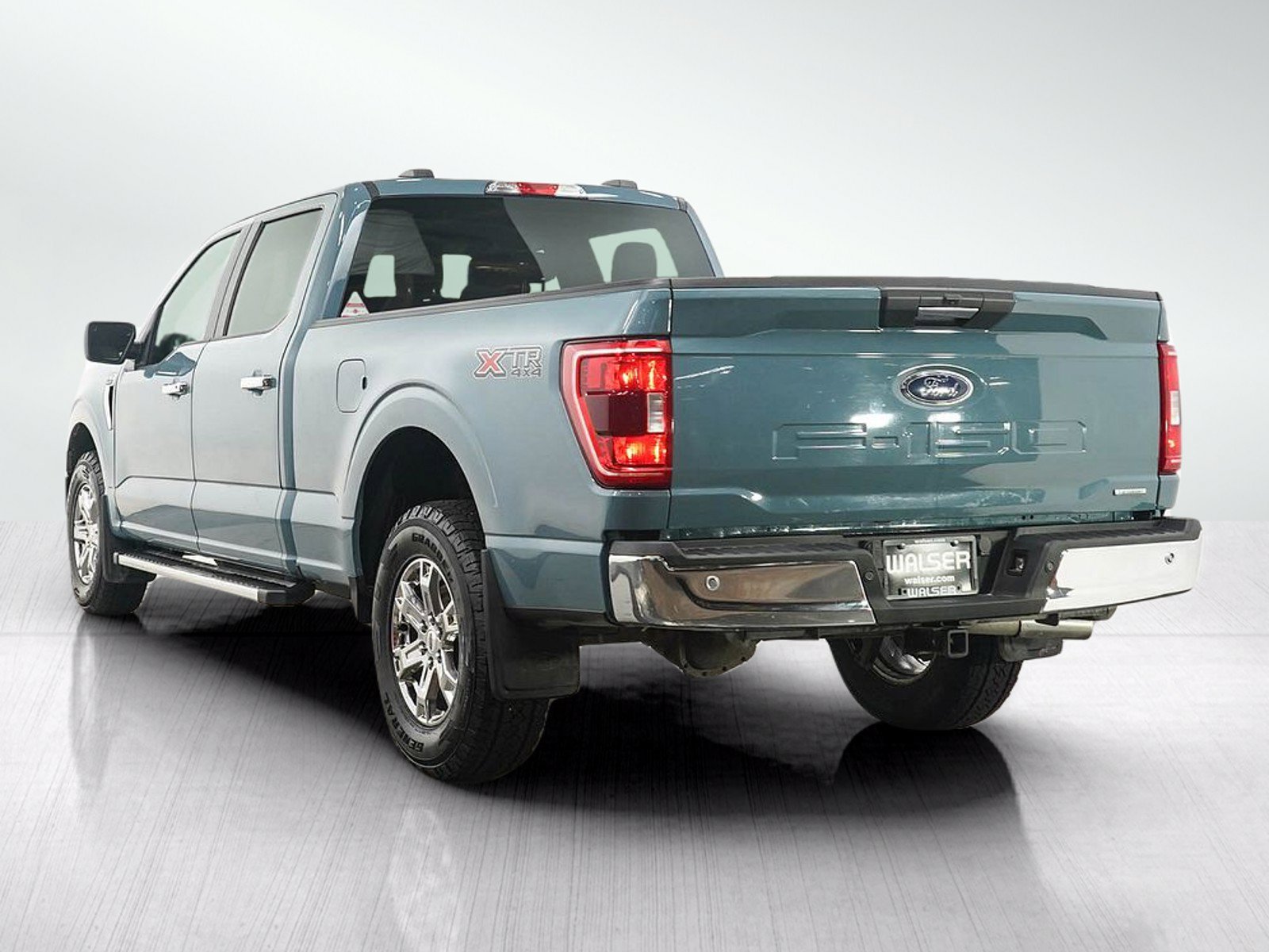 Used 2023 Ford F150 XLT w/ XTR Package AWD/4WD image 3