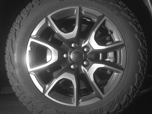 Used 2025 Jeep Compass Trailhawk image 13