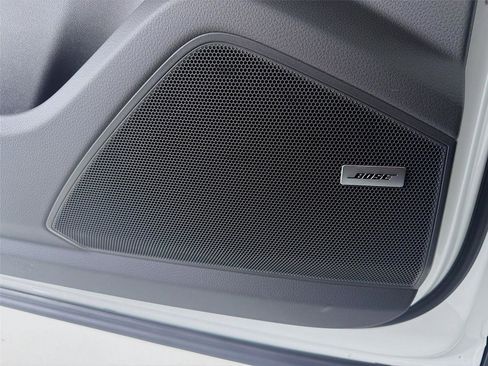 New 2026 Porsche Cayenne image 9