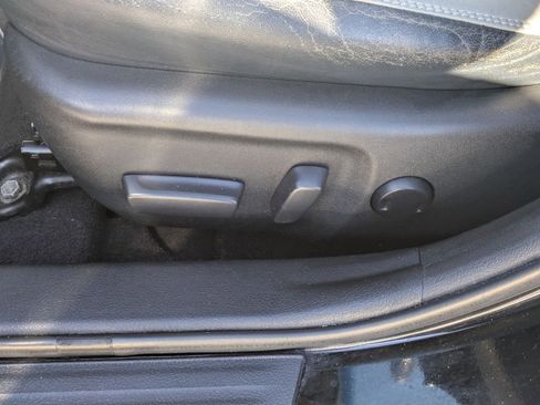 Used 2017 Toyota Camry SE image 14