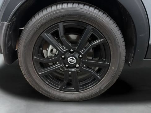 Used 2021 Nissan Kicks SR FWD image 24