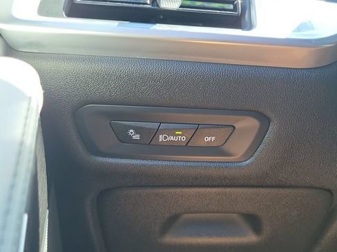 Used 2024 BMW X5 sDrive40i w/ M Sport Package RWD image 12