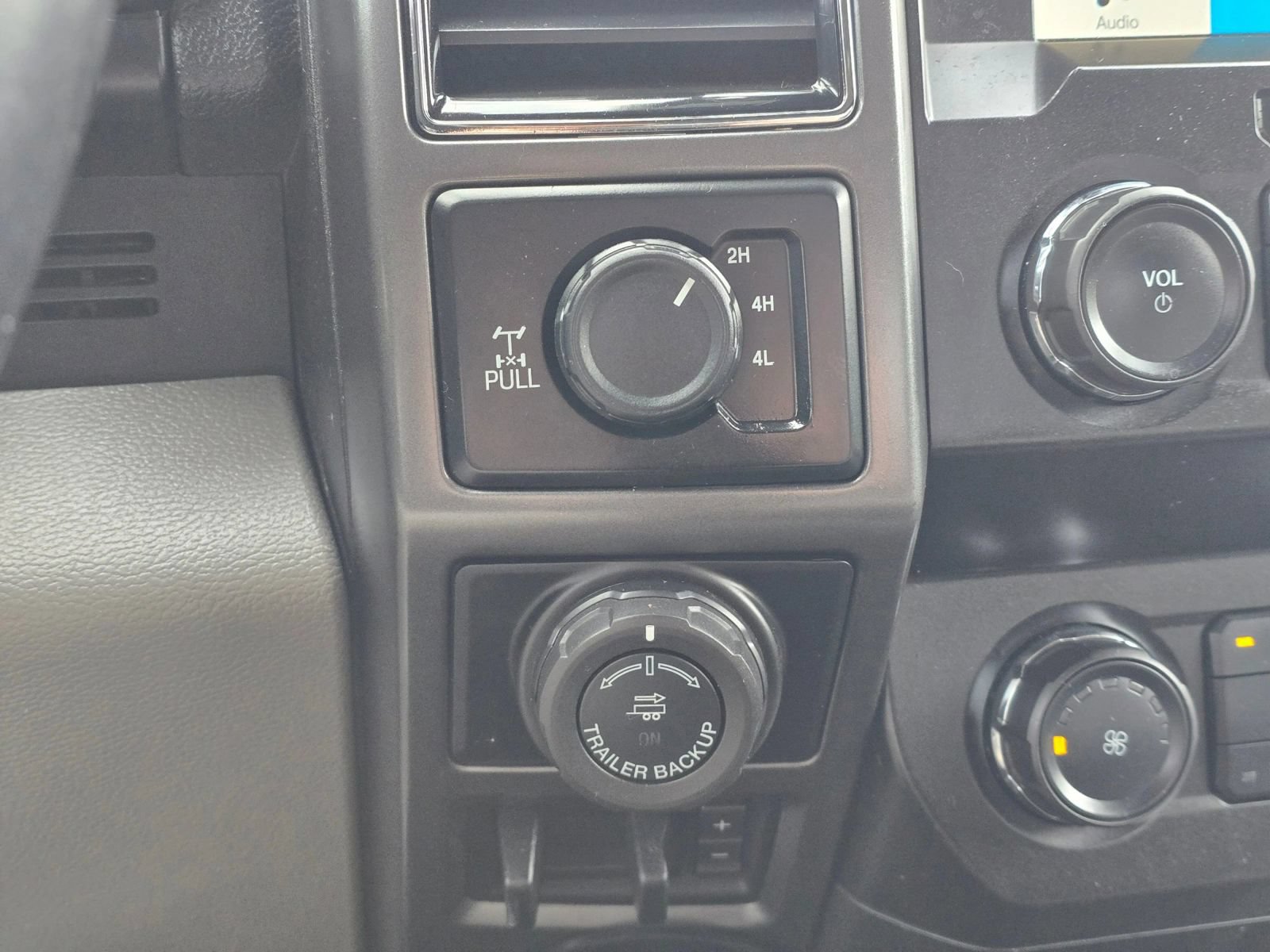 Used 2019 Ford F150 XLT w/ Equipment Group 301A Mid AWD/4WD image 29
