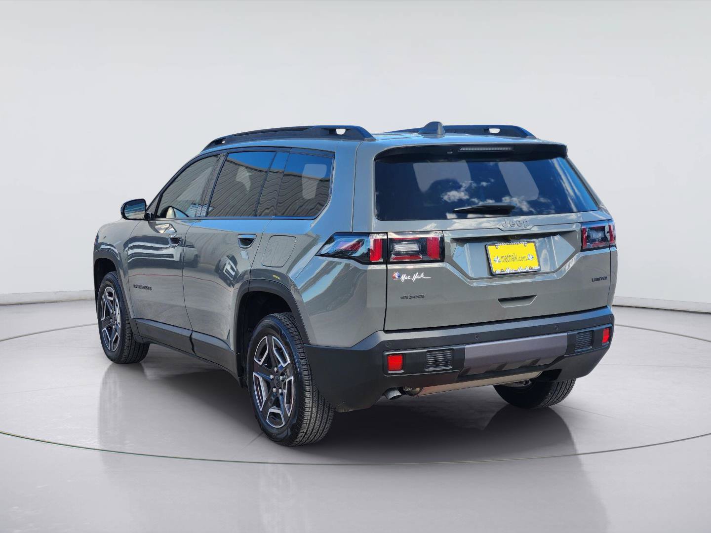 Used 2026 Jeep Cherokee Limited AWD/4WD image 7