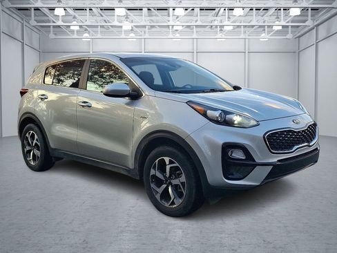 Used 2022 Kia Sportage LX image 7