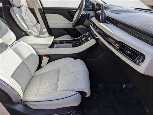 Used 2020 Lincoln Aviator Black Label w/ Dynamic Handling Package image 23