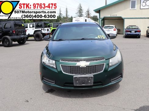 Used 2014 Chevrolet Cruze LS FWD image 11