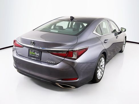 Used 2019 Lexus ES 350 Ultra Luxury w/ Accessory Package 2 FWD image 9