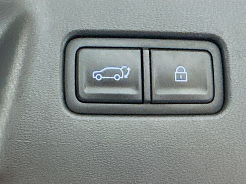 Used 2024 Hyundai Santa Fe SEL FWD image 30
