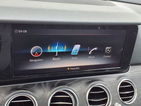 Used 2019 Mercedes-Benz E 450 4MATIC Sedan image 23