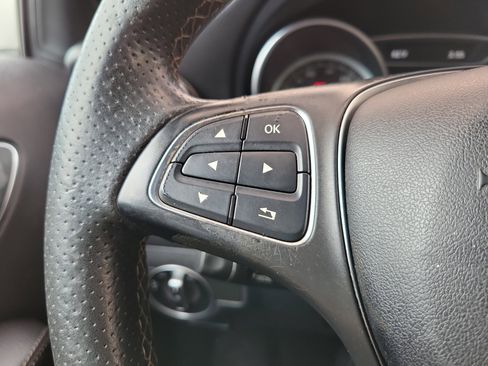 Used 2018 Mercedes-Benz GLA 250 image 22