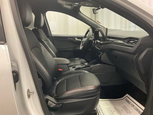 Used 2023 Ford Escape ST-Line w/ Tech Pack #1 FWD image 32