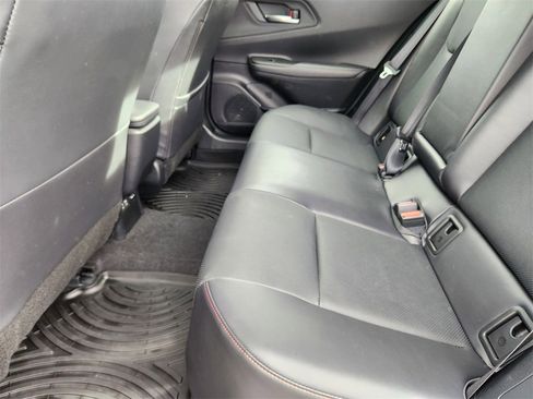 Used 2024 Toyota Prius Prime Premium image 9