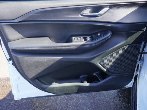 Used 2023 Jeep Grand Cherokee L Laredo image 10