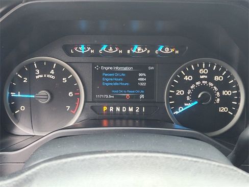 Used 2015 Ford F150 XLT w/ Equipment Group 301A Mid image 17