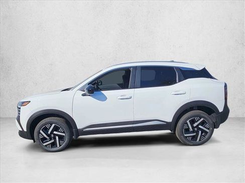 New 2026 Nissan Kicks SV image 2