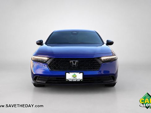Used 2023 Honda Accord Sport image 11