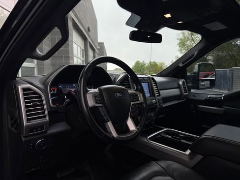 Used 2021 Ford F350 Platinum AWD/4WD image 39