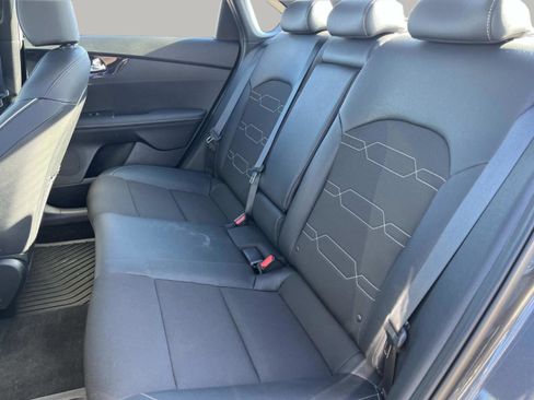 Used 2024 Kia Forte GT-Line w/ GT-Line Premium Package image 19