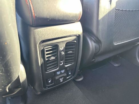 Used 2023 Dodge Durango GT image 9