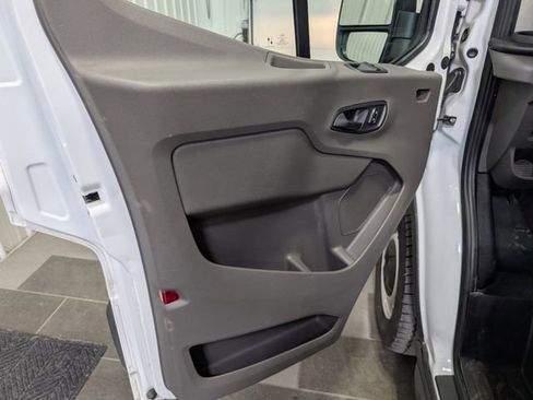 Used 2024 Ford Transit 250 148 Medium Roof w/ Load Area Protection Package RWD image 7