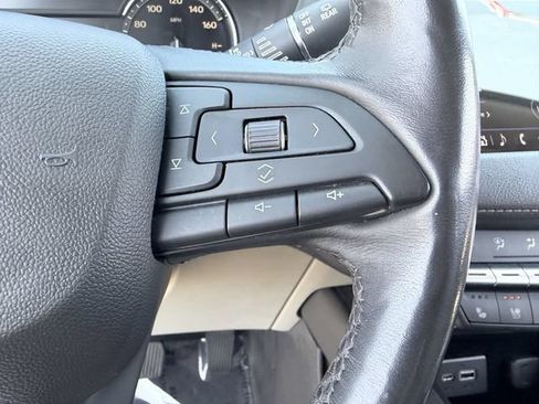 Used 2019 Cadillac XT4 Premium Luxury FWD image 9