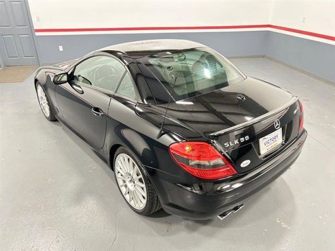 Used 2006 Mercedes-Benz SLK 55 AMG image 7