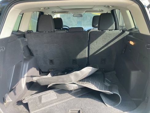 Used 2018 Ford Escape SE w/ SE Sync 3 Package AWD/4WD image 27
